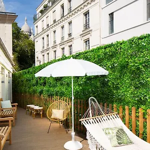 Le Village Montmartre By Hiphophostels Hostel Paříž