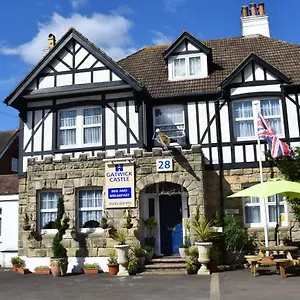 Gatwick Castle Bed & Breakfast
