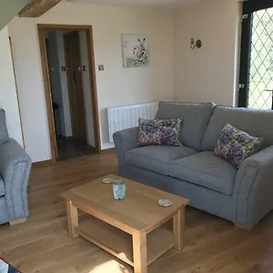 The Old Stable. Coombelands Holiday home